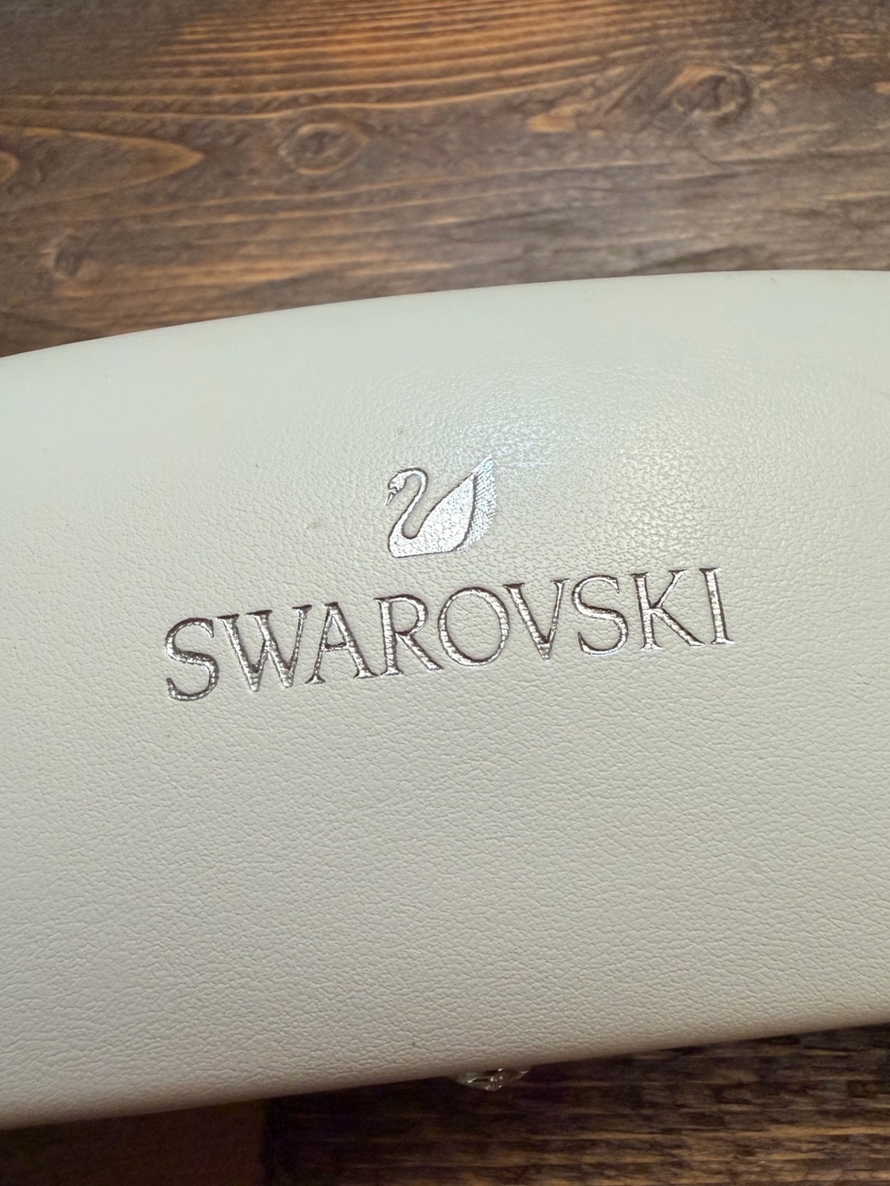 GUC Genuine Swarovski White Eyewear glasses sunglasses Hard Case SeeDescription